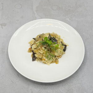 ŁAZANKI Z KAPUSTĄ I GRZYBAMI