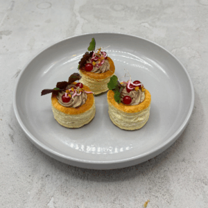 VOL-AU-VENT PÂTÉ Z WĄTRÓBKI